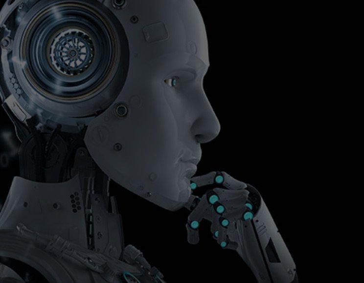 Elini çenesine dayamış, düşünen insansı robot