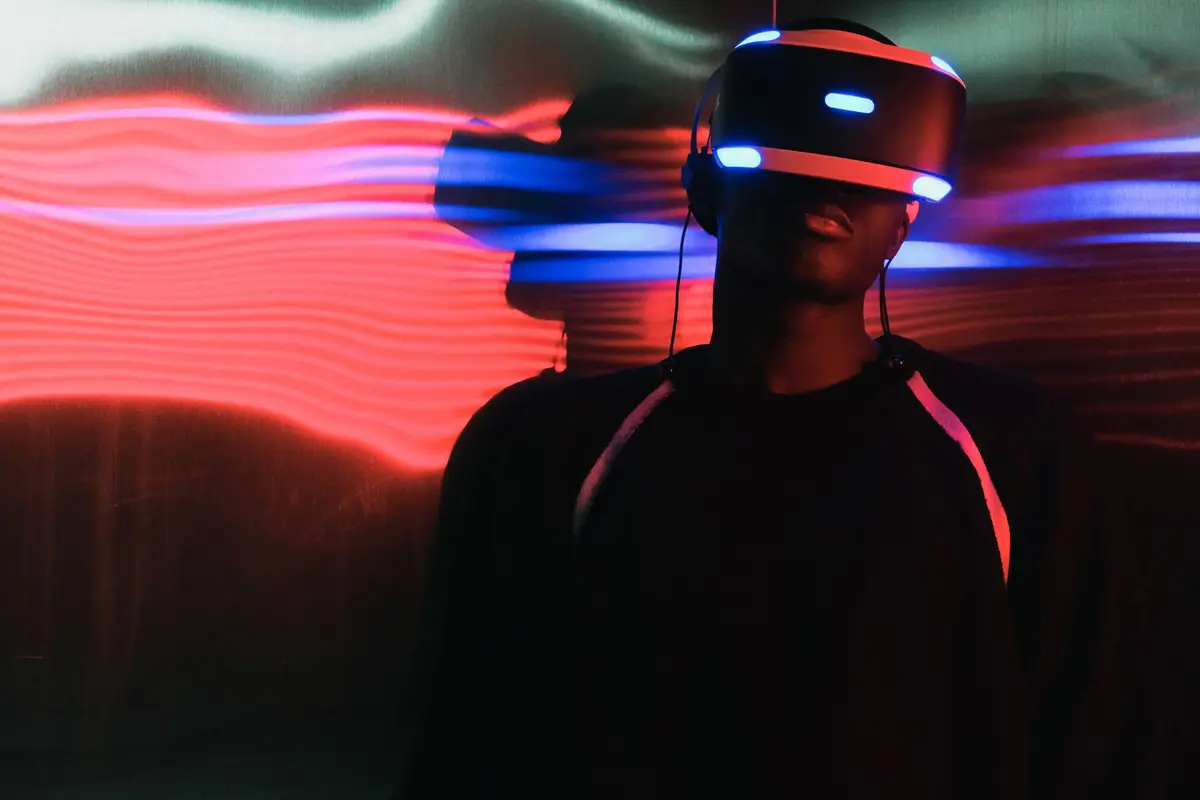 VR Uygulamaları Atölyesi kapak görseli